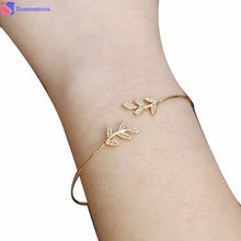 Load image into Gallery viewer, Fashion pop leaves leaves bracelet brains Leaves Women&#39;s Bracelet Jewelry