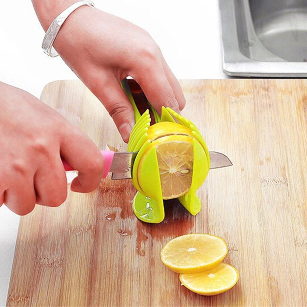 Kitchen Gadgets Vegetable Tomato Slicer Cutter Lemon Orange Fruit Cutter Knife Cake Holder Plastic Fruit Vegetable Tool